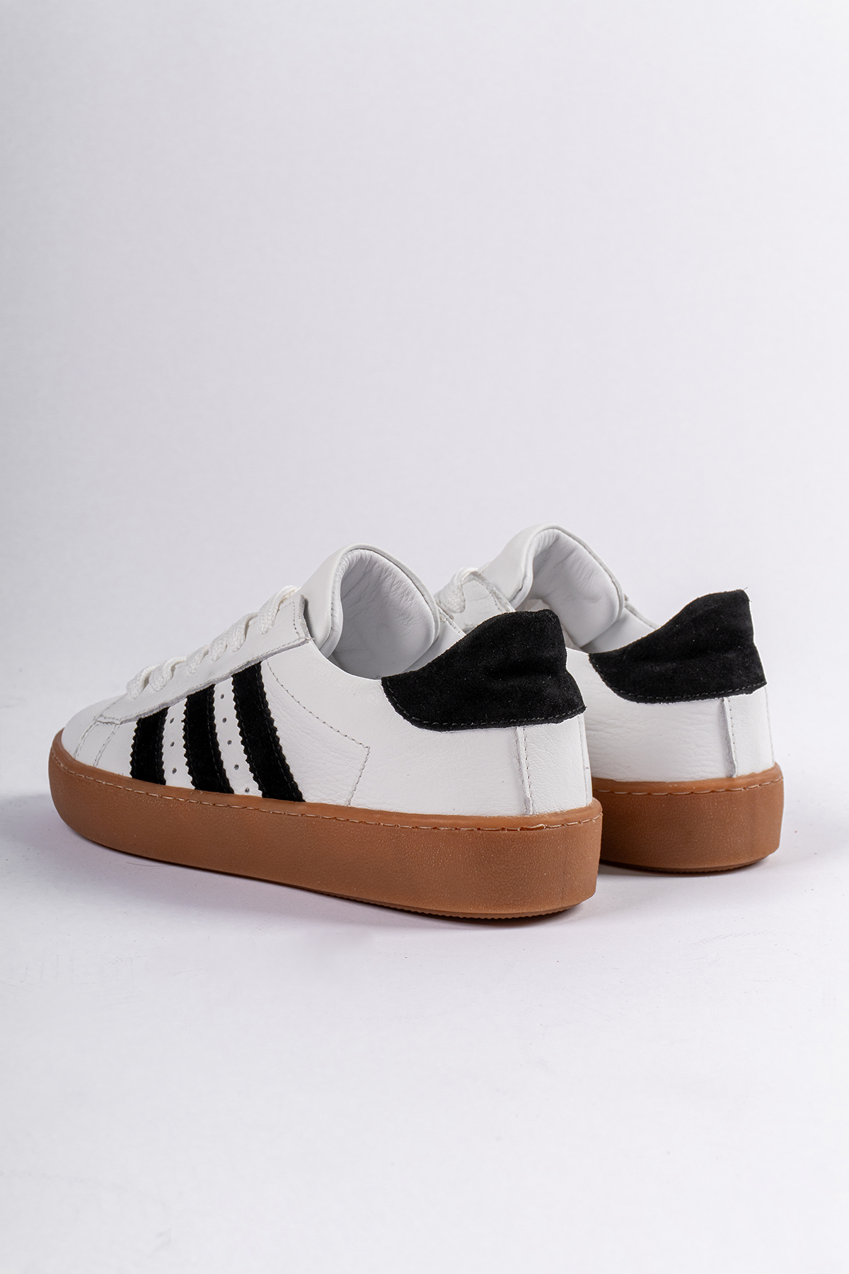 Hakiki Deri Kadın Sneaker Beyaz, Bağcıklı Şerit Detaylı Günlük Spor Ayakkabı