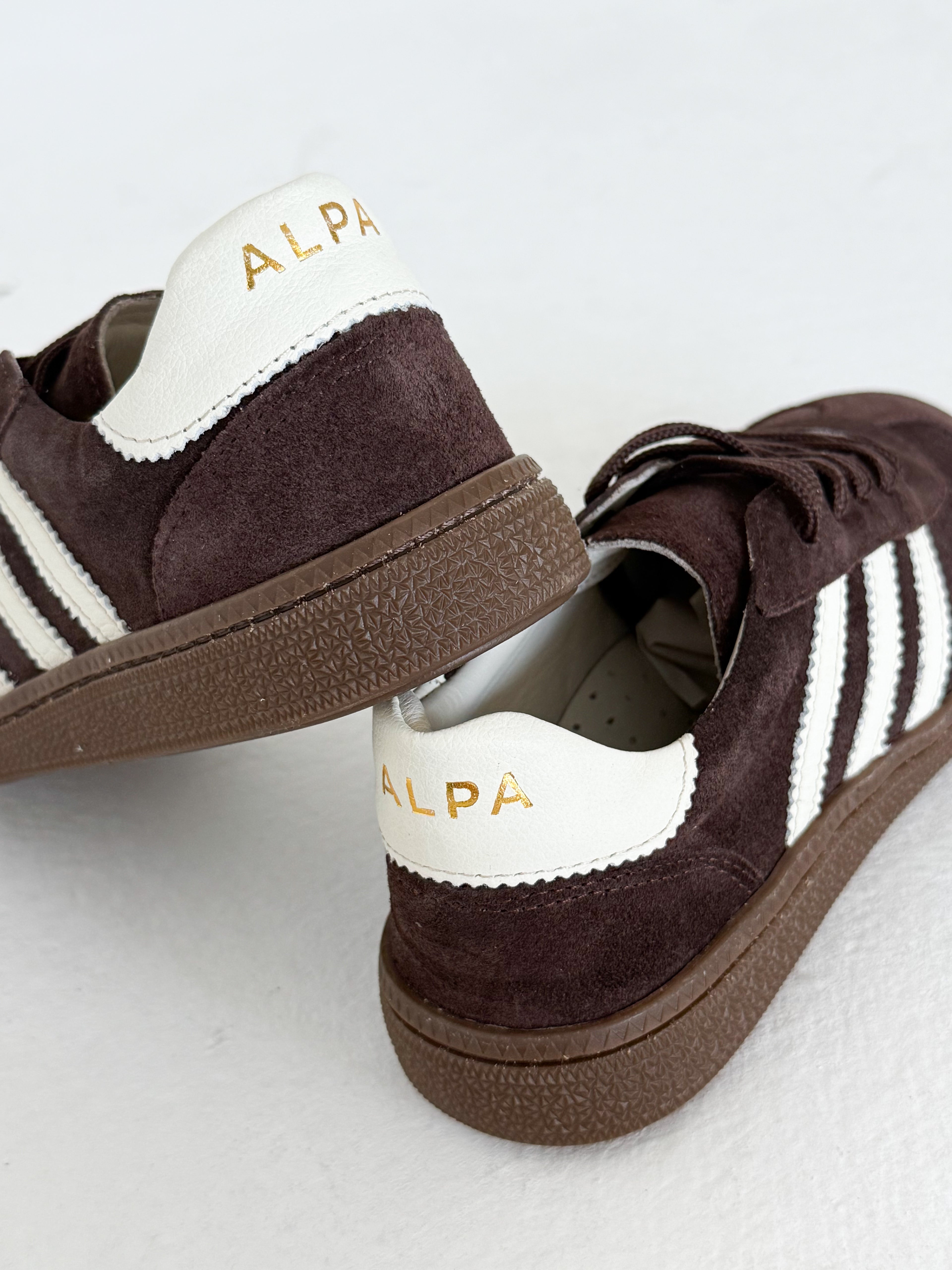 Hakiki Deri Üç Çizgi Detaylı Kahverengi Kadın Sneaker Günlük Spor Ayakkabı